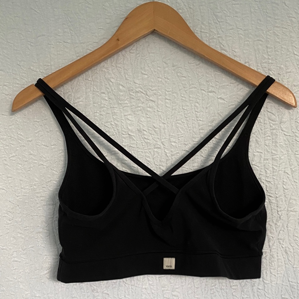 Vuori Black Mind Set Strappy Sports Bra - Picture 4 of 9
